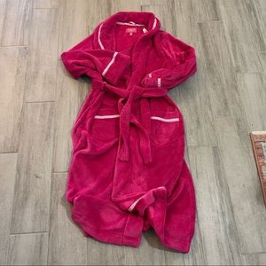 New with tags Victoria Secret plush full length robe pink